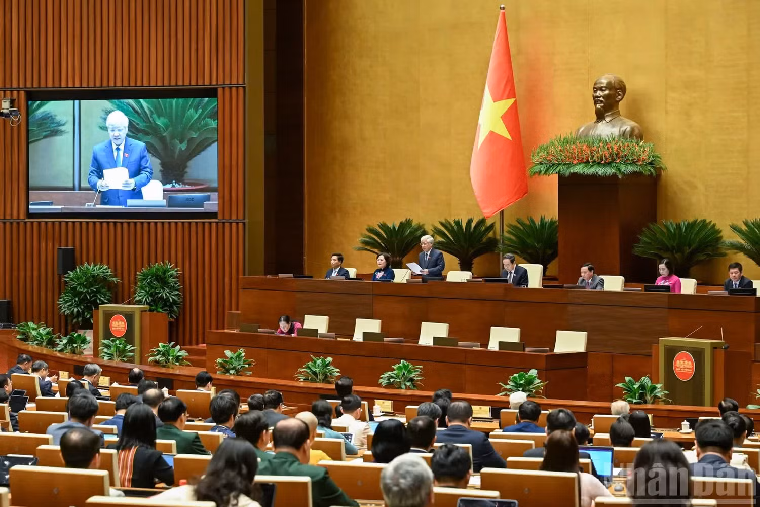 [En images] Clôture de la première session de la XVIe législature de l’Assemblée nationale
