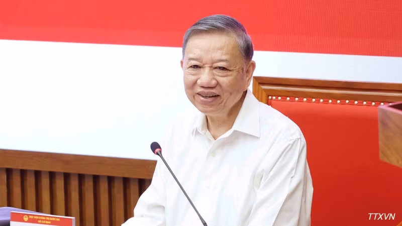 vna-potal-tong-bi-thu-chu-tich-nuoc-truyen-dat-chuyen-de-ve-lanh-dao-chien-luoc-trong-ky-nguyen-moi-cho-cac-uy-vien-trung-uong-dang-9278.jpg