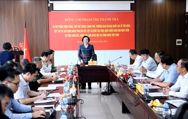 La vice-Première ministre Pham Thi Thanh Tra prend la parole lors de la séance de travail. (Photo : Tran Hai)