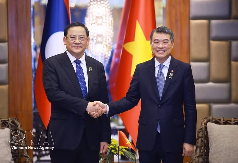 Vietnam-Laos : de la « solidarité spéciale » aux « liens stratégiques »