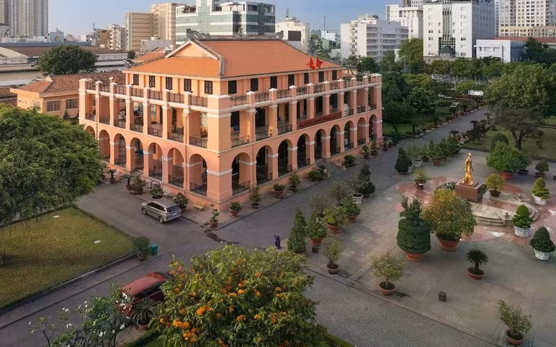 Quai de Nha Rong – lieu de départ du jeune Nguyen Tat Thanh, parti à la recherche d'un moyen de sauver son pays. Photo : Département du tourisme de Hô Chi Minh-Ville.