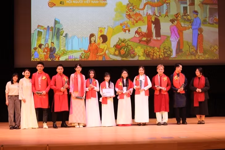 Printemps du pays natal à Toyama : renforcer la communauté et diffuser l’identité culturelle vietnamienne