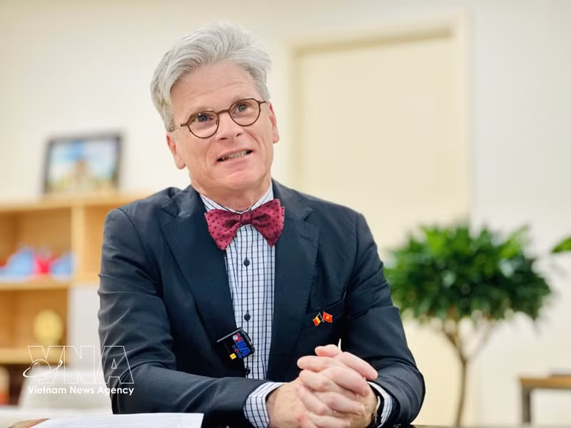 L’ambassadeur de Belgique au Vietnam, Pieter Leenknegt. Photo : VNA.