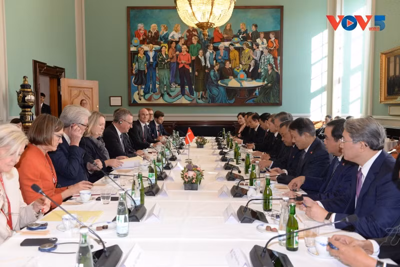 Vue d’ensemble de la rencontre. Photo : Viêt Cuong/VOV.