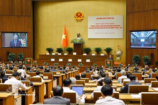Conférence nationale de bilan des élections se tient le 31 mars, à Hanoï. Photo: VNA