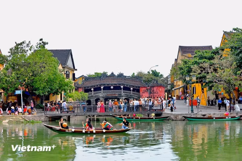 Classée au patrimoine mondial de l’UNESCO, la vieille ville de Hôi An est l'une des destinations vietnamiennes les plus appréciées par les visiteurs internationaux. Photo : VNA.