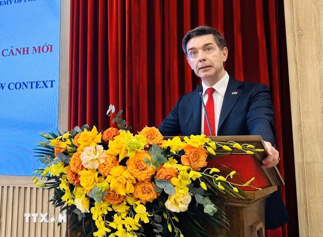 L'ambassadeur de l’Union européenne au Vietnam, Julien Guerrier. Photo: VNA