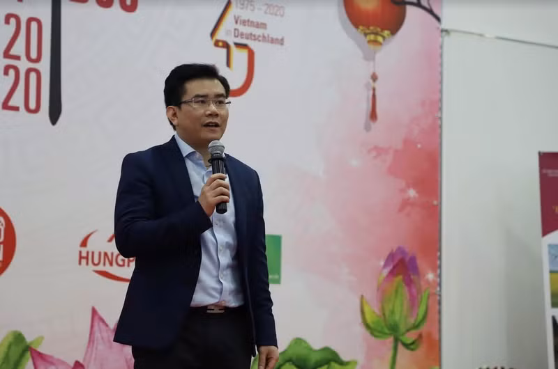 M. Pham Khanh Nam (République fédérale d'Allemagne). (Photo : Magazine Huong Viet)