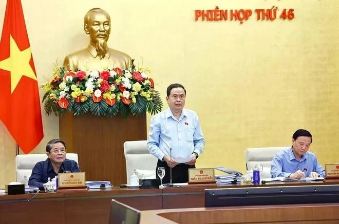 Le président de l'Assemblée nationale, Tran Thanh Man, préside la séance d'ouverture de la 46e réunion du Comité permanent de l'organe législatif. Photo : VNA.