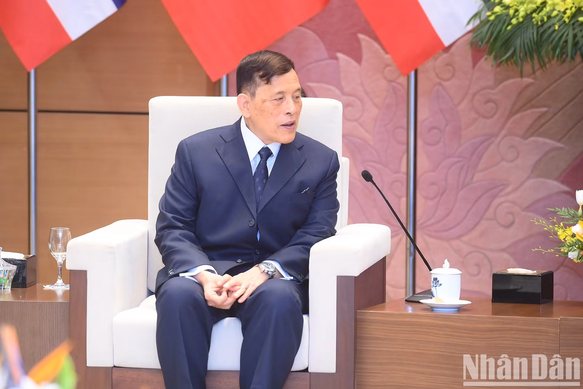 Le roi Maha Vajiralongkorn Phra Vajiraklaochaoyuhua a affirmé que lui-même et la famille royale thaïlandaise accordaient une grande importance au renforcement des liens d’amitié entre les deux pays et leurs peuples, ainsi qu’à la consolidation de la coopération Vietnam - Thaïlande dans tous les domaines. Photo : Dang Khoa/NDEL