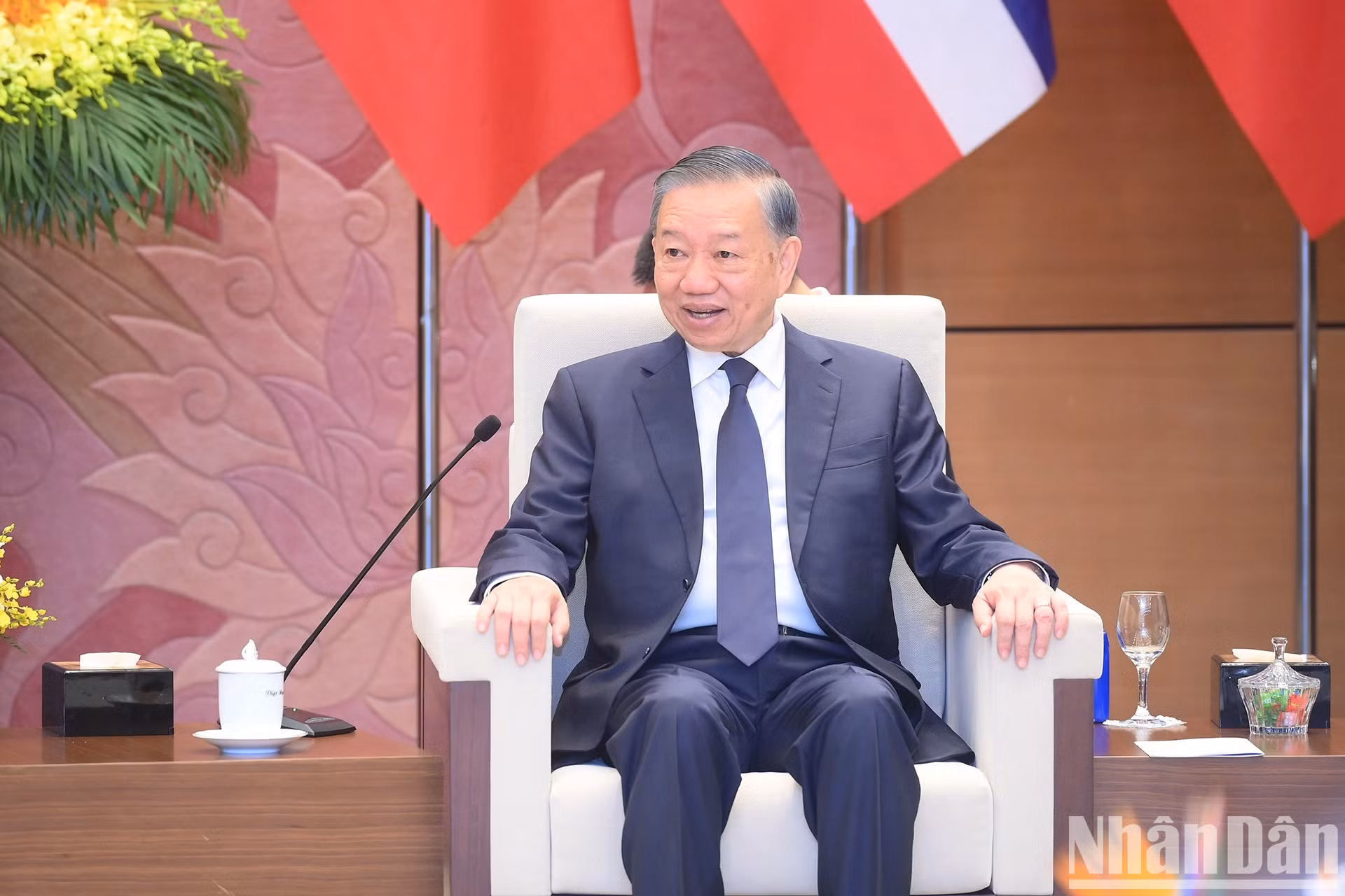 Le SG du PCV et président To Lam a affirmé que le Vietnam attachait toujours une grande importance à ses relations de bon voisinage et de coopération intégrale avec la Thaïlande et souhaitait que les deux pays continuent de s’accompagner et de se soutenir dans leur développement. Photo : Dang Khoa/NDEL