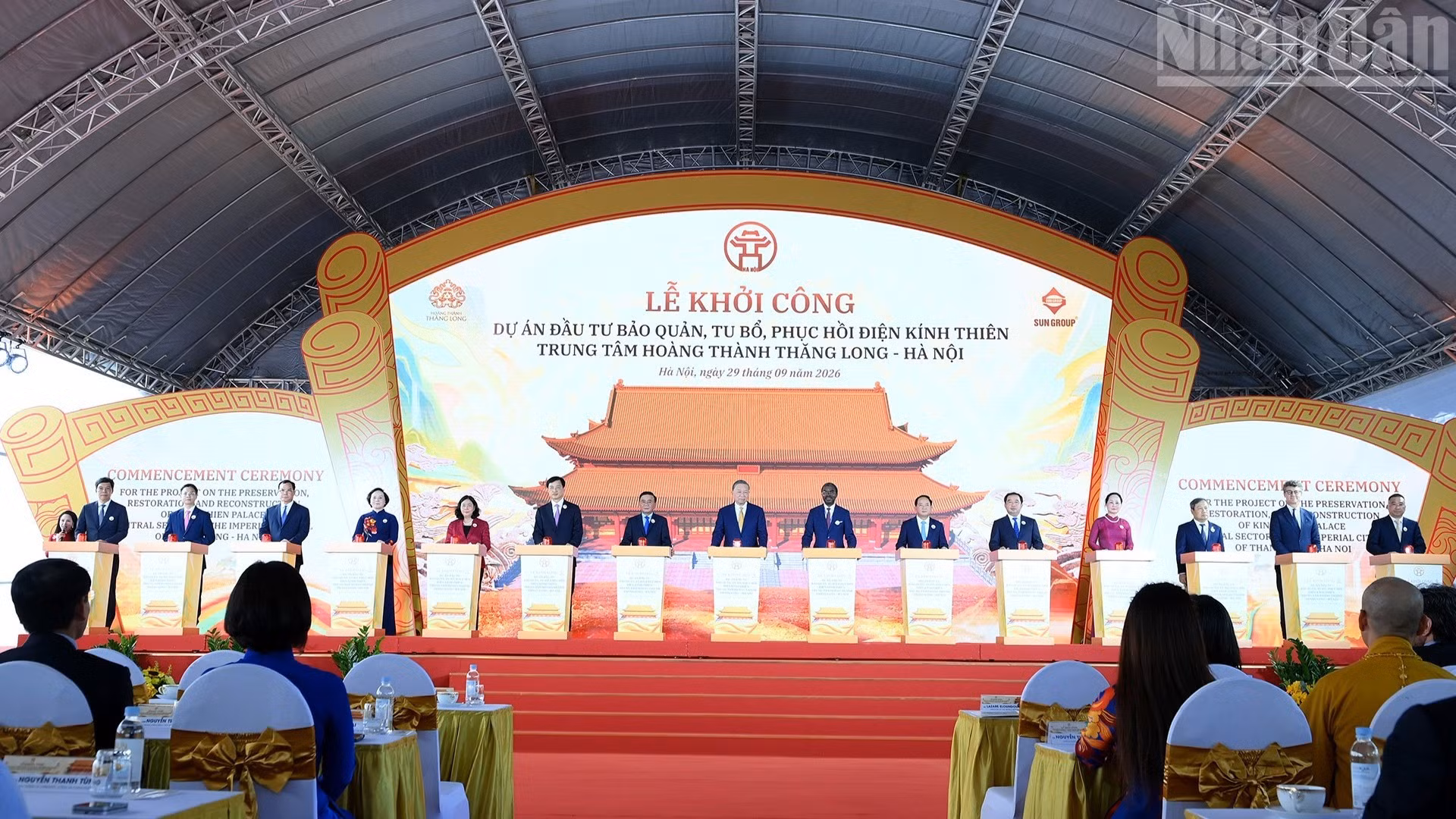 Lors de la cérémonie de lancement du projet de conservation, de restauration et de réhabilitation du palais Kinh Thien, le 29 septembre à Hanoï. Photo : NDEL