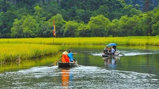 Tam Coc à Ninh Binh. Photo : VNA.