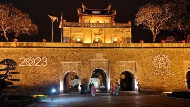 Hanoi lance un circuit nocturne destiné aux touristes étrangers. Photo : VNA.