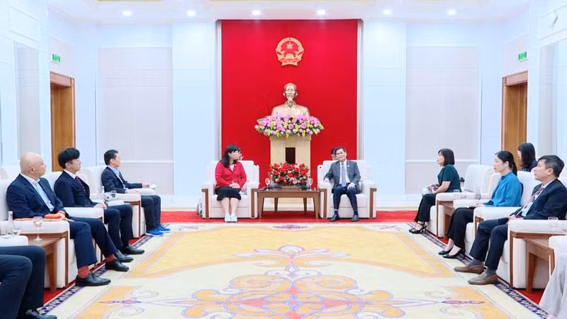 La séance de travail entre les deux parties. Photo : thoidai.com.vn