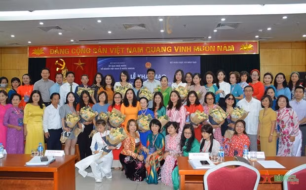Délégués lors de la cérémonie d'ouverture de la formation. Photo : qdnd.vn