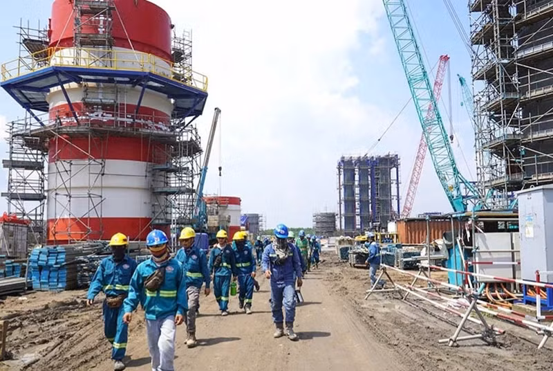 Le Vietnam se concentre sur le développement de l’électricité au gaz naturel liquéfié. Photo : HNM.