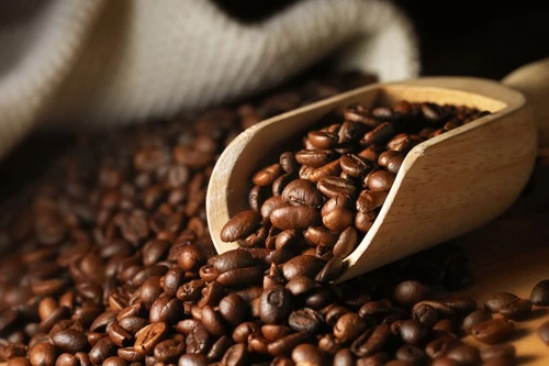 En janvier 2026, les exportations sont estimées à 180 000 tonnes, pour une valeur de 981 millions de dollars.