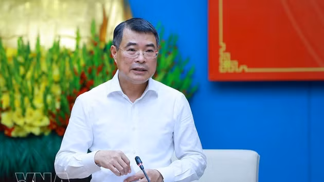 Le Premier ministre Le Minh Hung. Photo: VNA 
