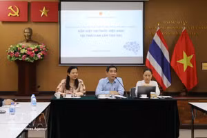 La deuxième édition de la rencontre des intellectuels vietnamiens résidant en Thaïlande. Photo : VNA.