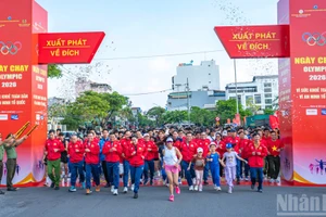 Da Nang en rouge : plus de 38 000 participants à la Journée de course olympique