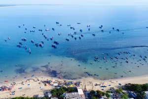 Le village de pêcheurs de Chau Thuan Bien conserve un charme sauvage et une atmosphère empreinte de mystère. Photo : daidoanket.