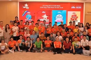Des représentants de clubs de course à pied de tout le pays participant à la conférence de presse sur la course à pied « My Vietnam 2026 ». Photo : VNA.
