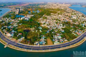 Le fleuve Dong Nai traversant le quartier de Tran Bien, province de Dong Nai