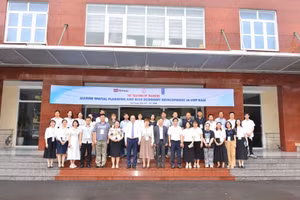 Les participants au programme de formation des formateurs consacré à la planification de l’espace marin et au développement durable de l’économie maritime. Photo : VOV.