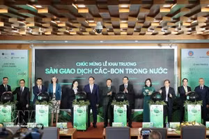 Lancement de la plateforme nationale d'échange de crédits carbone. Photo : VNA.