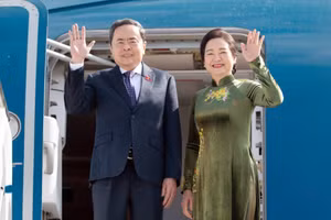 Le Président de l’Assemblée nationale Tran Thanh Man conclut avec succès sa visite officielle en République italienne