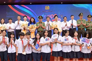 Les élèves de la capitale enthousiasmés par un cours spécial sur la diffusion et l’éducation juridiques