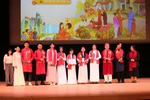 Printemps du pays natal à Toyama : renforcer la communauté et diffuser l’identité culturelle vietnamienne