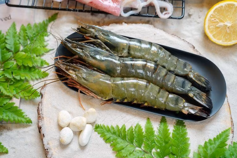 Le Vietnam consolide sa position parmi les principaux exportateurs de crevettes vers la Chine. Photo d'illustration/congthuong