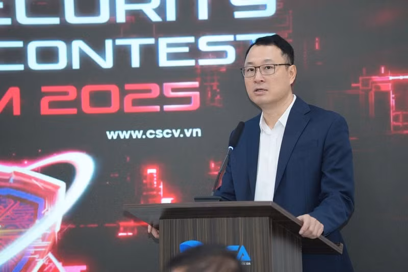 Le sous-colonel Trieu Manh Tung, directeur adjoint du Département de cybersécurité et de lutte contre la criminalité technologique du ministère vietnamien de la Sécurité publique. Photo : Ministère vietnamien de la Sécurité publique.