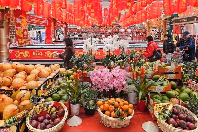 tuan-hang-viet-nam-tai-phap-1-13170155-18452848.jpg