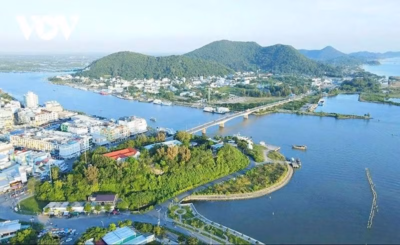 An Giang dispose d’atouts réunissant mer, frontière et arrière-pays. Photo : VOV.