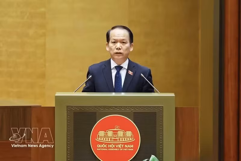 Le ministre de la Justice, Hoàng Thanh Tung, lors de la deuxième session de l’Assemblée nationale de la 16e législature. Photo : VNA.