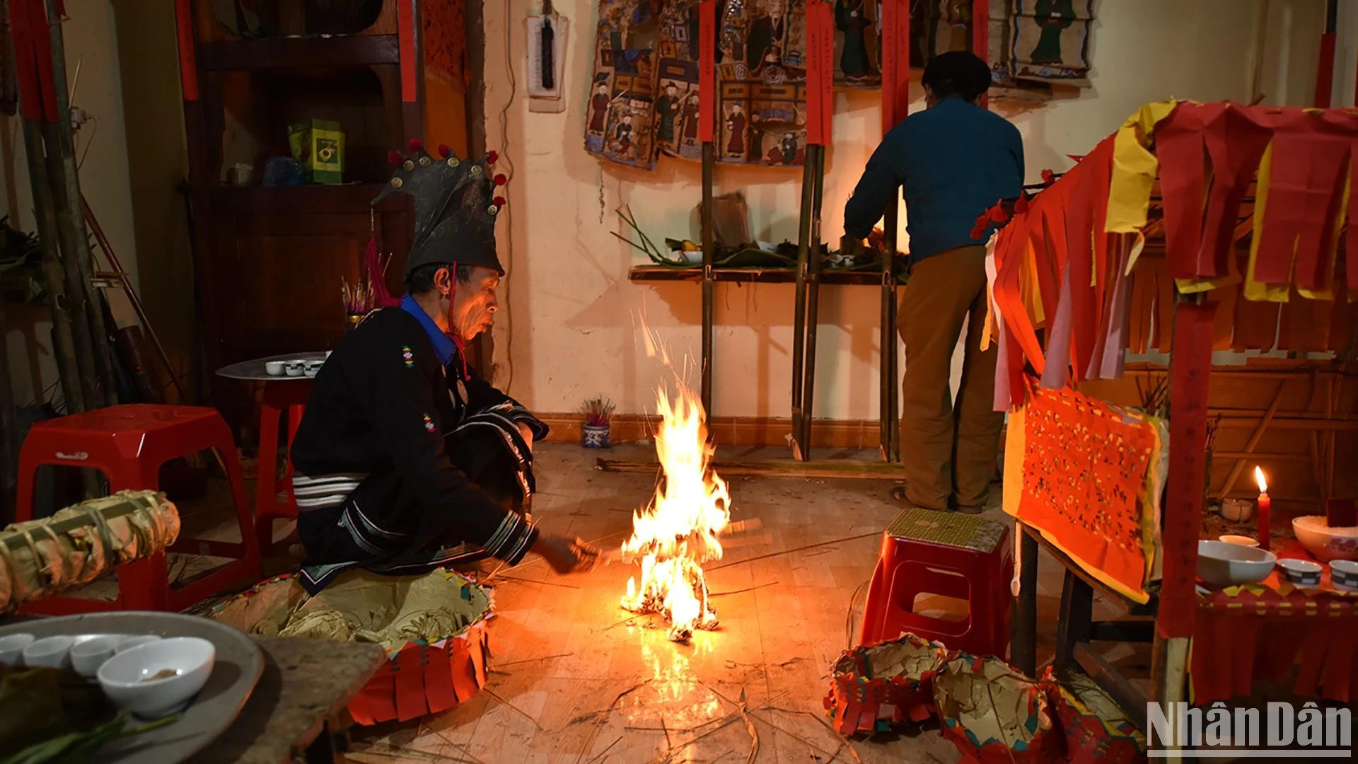 Dans les hauteurs frontalières du nord, le Tau Sai brille comme une flamme culturelle inextinguible. Dans les hauteurs frontalières du nord, le Tau Sai brille comme une flamme culturelle inextinguible.