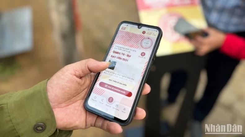 Le site web « Yêu lắm Việt Nam » promet aux visiteurs une expérience immersive et enrichissante. Photo : NDEL.