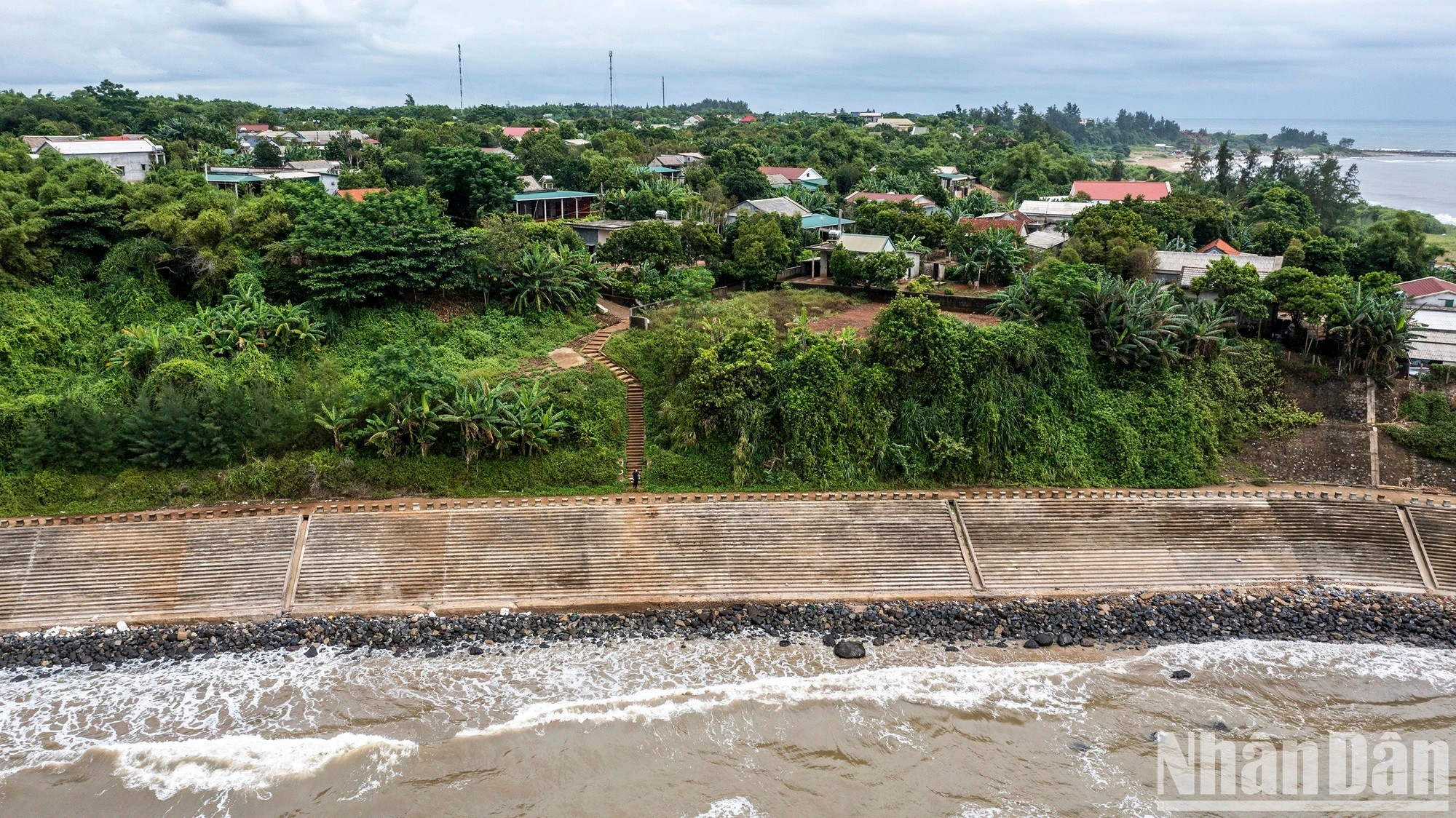 Le tunnel de Vinh Moc et le système des villages souterrains de Vinh Linh ont été reconnus comme site historique national spécial par le Premier ministre en 2014, attirant de nombreux visiteurs nationaux et étrangers.