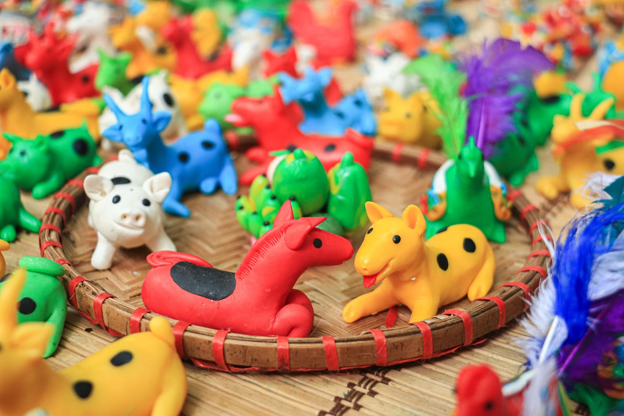 Hanoï : les jouets traditionnels de la Fête de la mi-automne inondent la rue Hàng Ma ảnh 10 Hanoï : les jouets traditionnels de la Fête de la mi-automne inondent la rue Hàng Ma ảnh 10