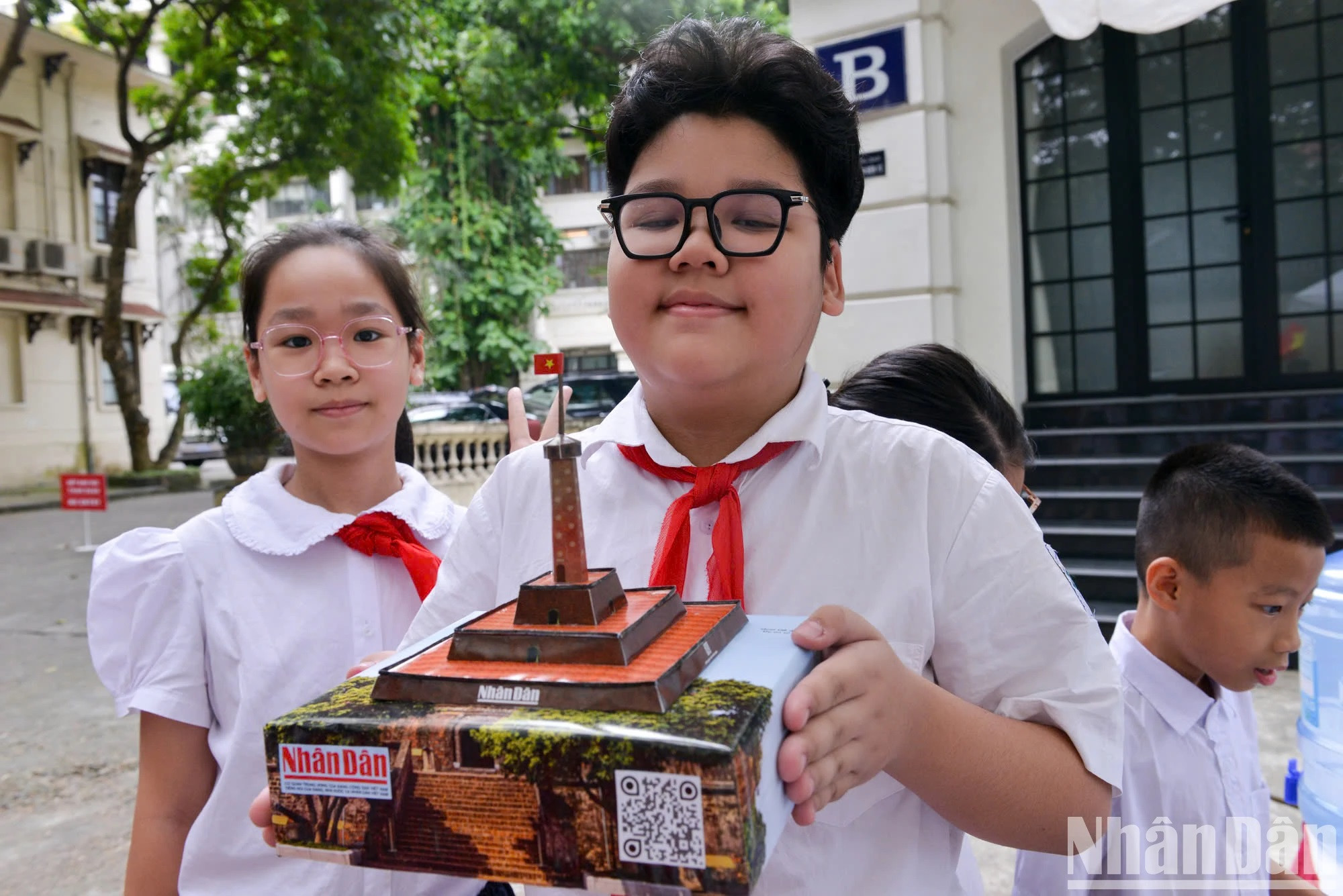 « J’ai adoré assembler la maquette avec mes amis. C’est une activité amusante qui nous a rapprochés et nous a permis d’en apprendre davantage. J’espère qu’il y aura d’autres événements aussi intéressants à l’avenir ! », a déclaré un jeune participant.