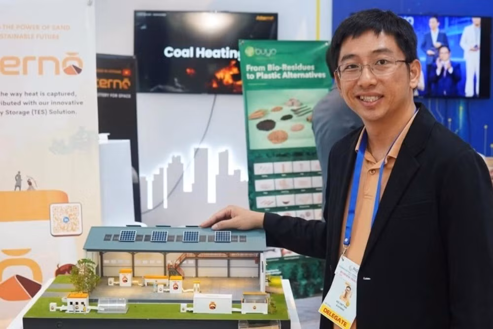 Hô Viêt Hai, cofondateur et PDG de la société Alternō - une start-up vietnamienne prête à conquérir le monde avec sa technologie de la « batterie à sable ». Photo : vnexpress.