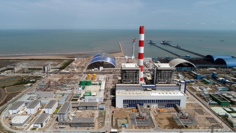 La centrale thermique Duyen Hai 2 à Tra Vinh. Photo : TNO.