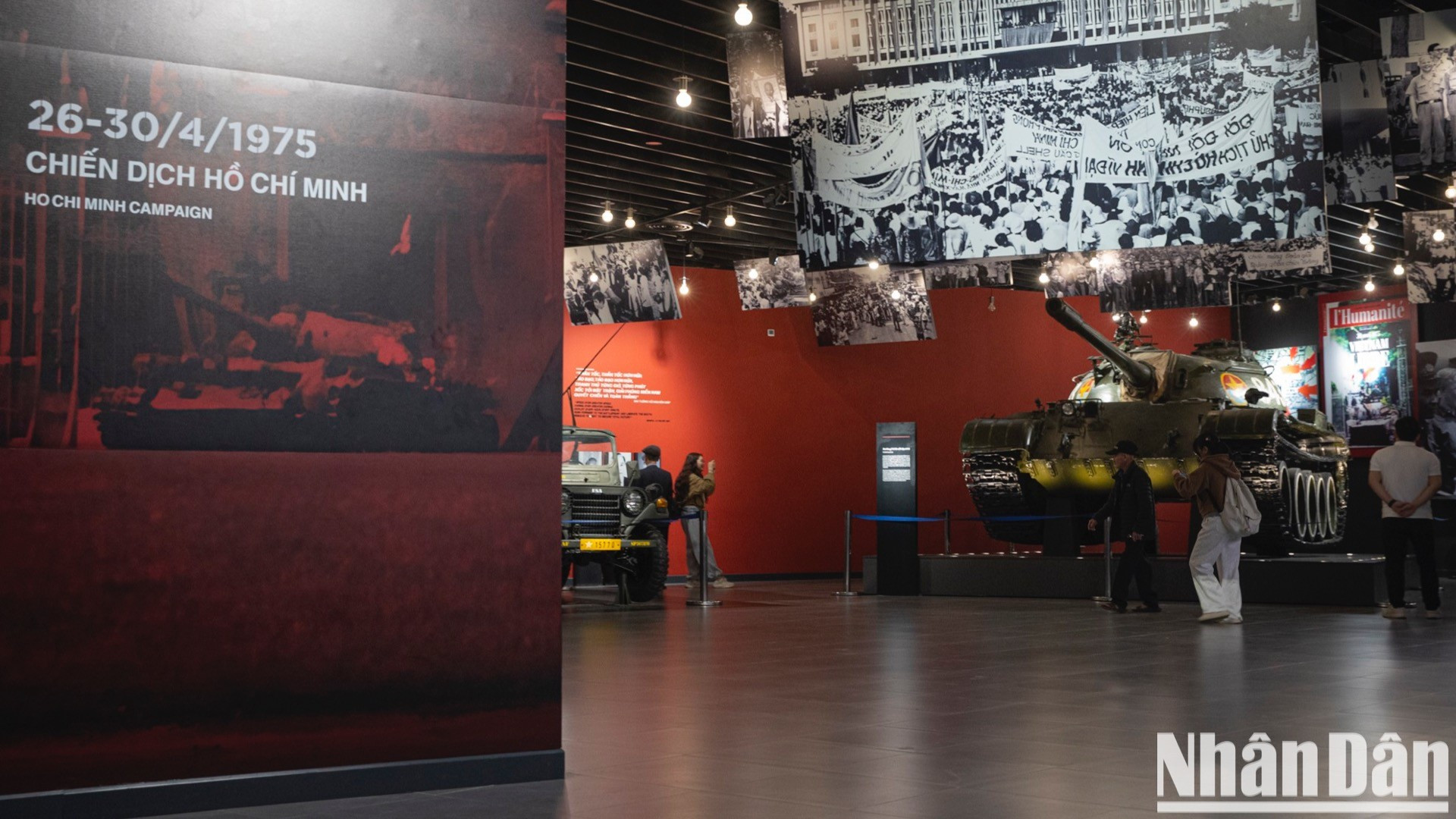 Au Musée d'histoire militaire du Vietnam, dans l'espace d'exposition des objets liés à la campagne de Hô Chi Minh, se trouvent des artefacts associés au 30 avril 1975.