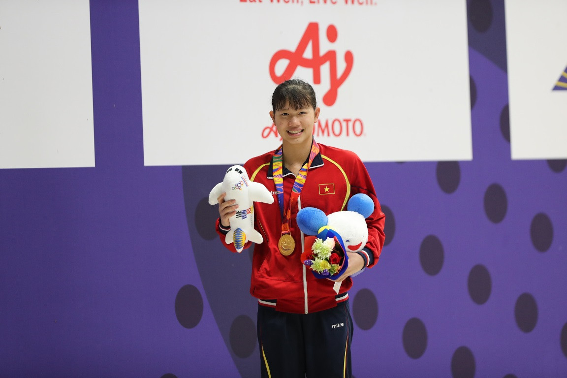 La nageuse Nguyen Thi Anh Vien, surnommée la "fille en or" de la natation vietnamienne, avec des performances remarquables aux compétitions régionales, continentales et mondiales. Photo : NLD. La nageuse Nguyen Thi Anh Vien, surnommée la "fille en or" de la natation vietnamienne, avec des performances remarquables aux compétitions régionales, continentales et mondiales. Photo : NLD.