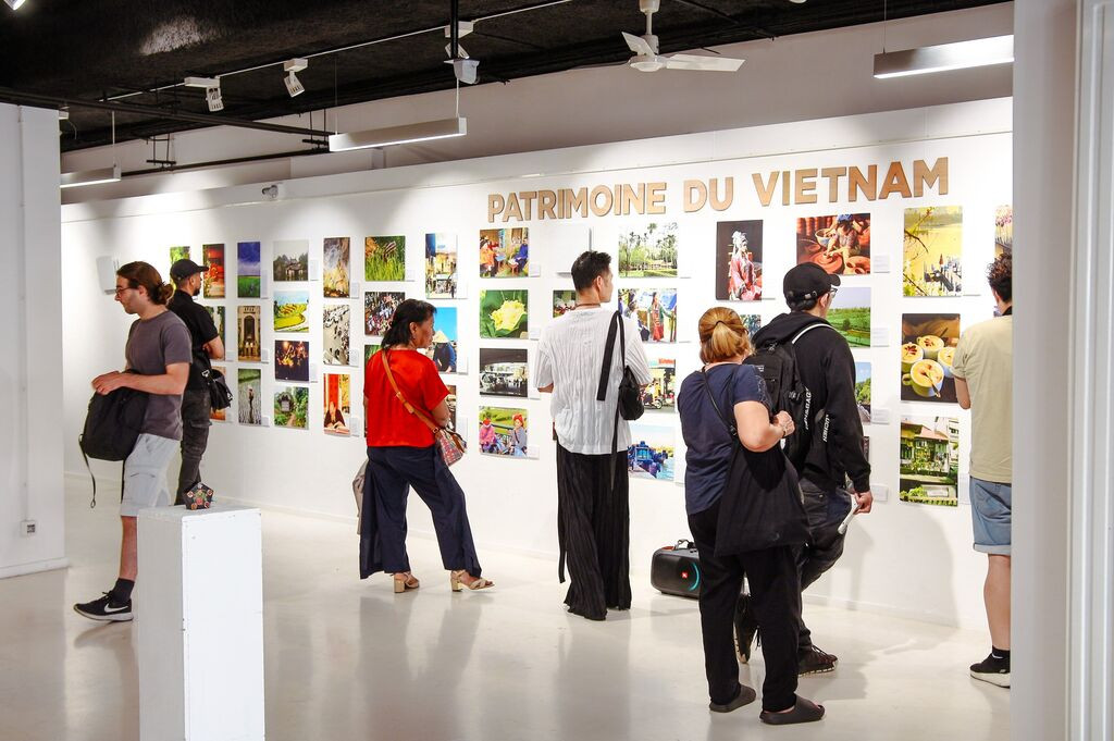 Les œuvres primées du concours « La vivacité du Vietnam » seront exposées à la galerie A2Z. Photo : Comité d'organisation. Les œuvres primées du concours « La vivacité du Vietnam » seront exposées à la galerie A2Z. Photo : Comité d'organisation.