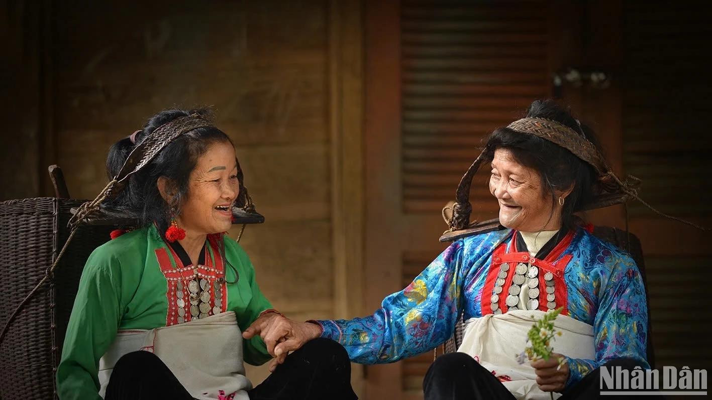 Avec le temps, les tatouages s’estompent peu à peu. Photo: Vu Linh Avec le temps, les tatouages s’estompent peu à peu. Photo: Vu Linh