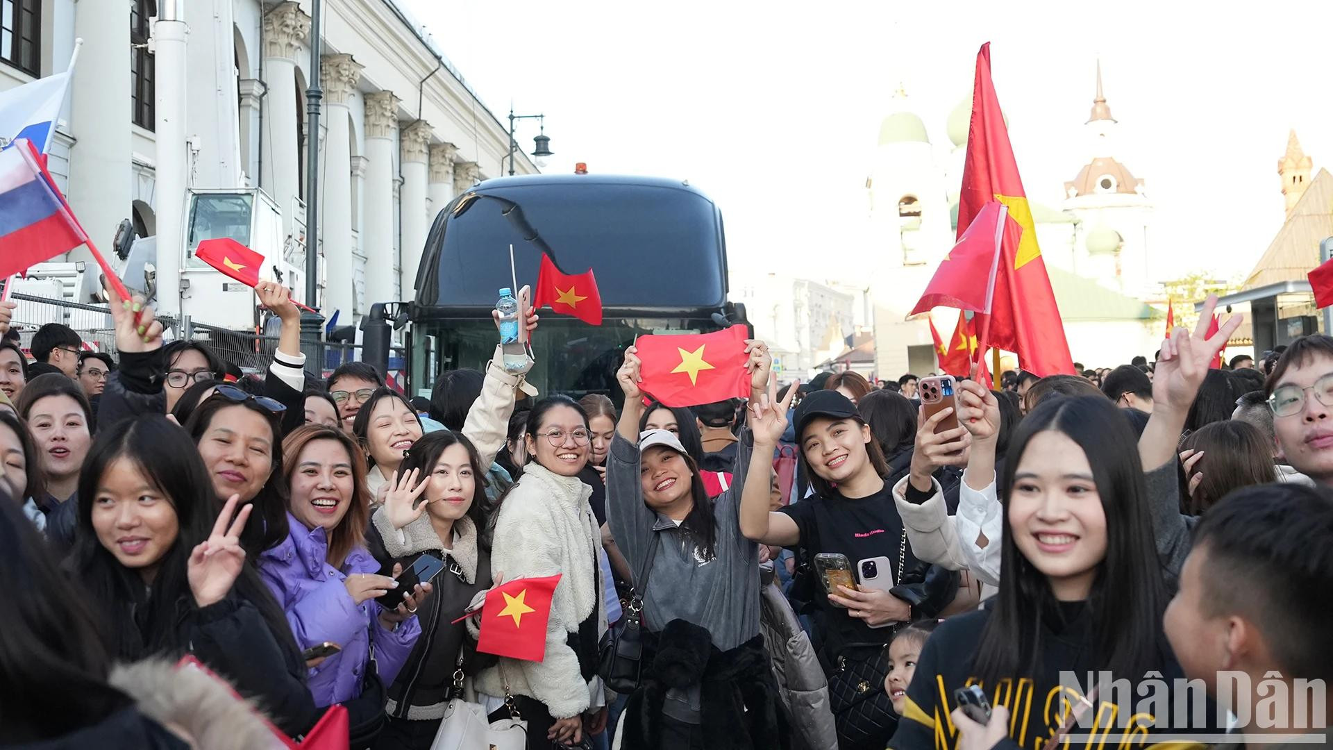 Fierté vietnamienne sur la place Rouge ảnh 11